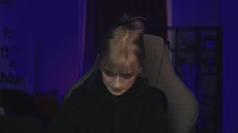 Kira online show from 02/03/26, 06:40