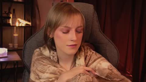 Kira online show from 02/07/26, 02:37