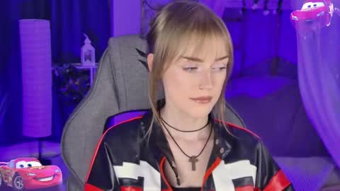 Kira online show from 05/15/26, 11:12