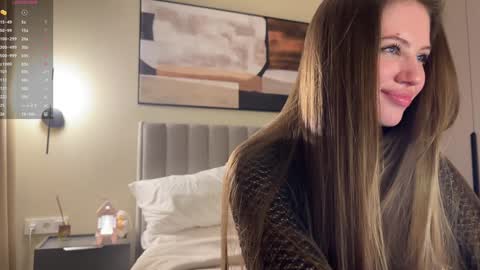 Snapshot of kiramystery chatting on 12/26/24, 05:40 Kira online show from 12/26/24, 05:40