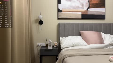 Snapshot of kiramystery chatting on 01/17/25, 11:49 Kira online show from 01/17/25, 11:49