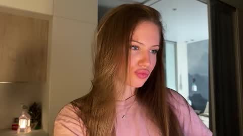 Kira online show from 02/20/26, 05:24