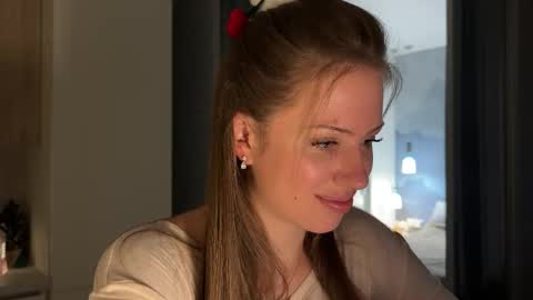 Kira online show from 03/11/26, 01:28