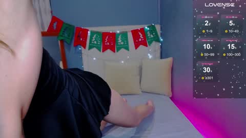 Snapshot of kiranigt chatting on 12/25/24, 02:46 KiraNigt online show from 12/25/24, 02:46