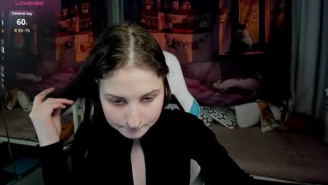 KiraParker online show from 03/17/26, 06:33