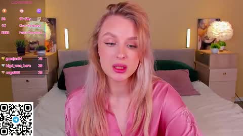 Kira online show from 02/03/26, 06:22