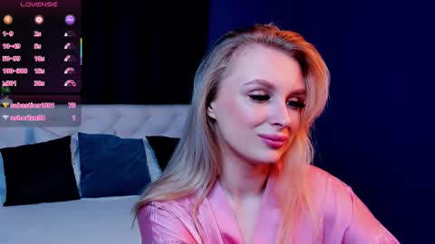 Kira online show from 02/17/26, 09:43