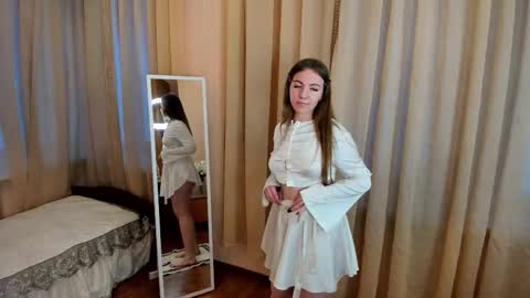  Kira  online show from 11/27/25, 02:35