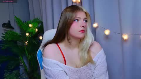 Kira online show from 01/08/26, 02:52