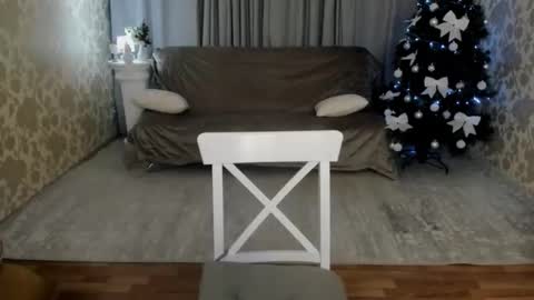 Kira online show from 12/20/25, 11:50