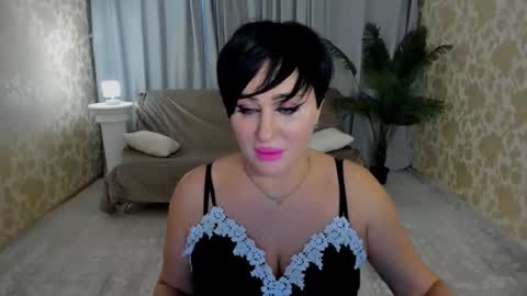 Kira online show from 01/09/26, 11:35