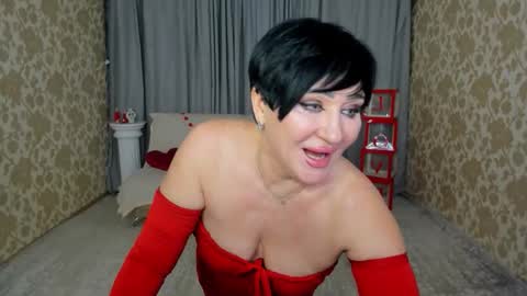 Kira online show from 02/18/26, 08:16