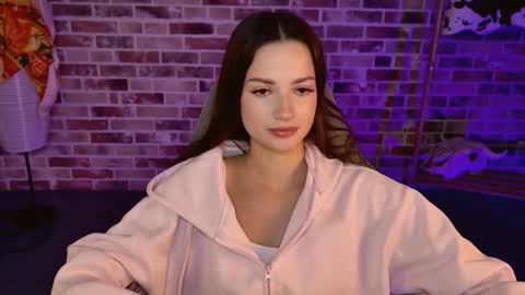 kiravair online show from 11/24/25, 09:09