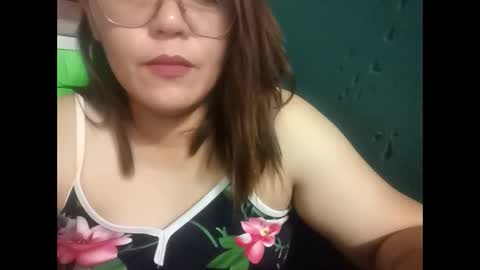 Snapshot of kiray20 chatting on 12/04/24, 12:14 kiray20 online show from 12/04/24, 12:14