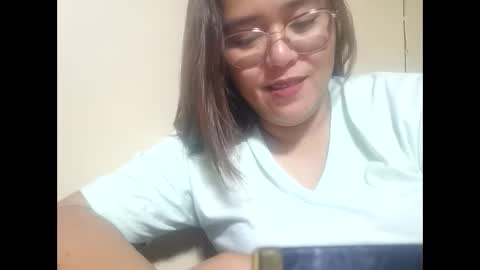 Snapshot of kiray20 chatting on 12/12/24, 11:07 kiray20 online show from 12/12/24, 11:07