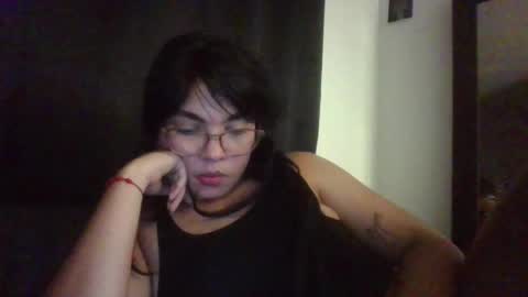 Snapshot of kiri_cute chatting on 03/03/25, 05:20 Kiri online show from 03/03/25, 05:20