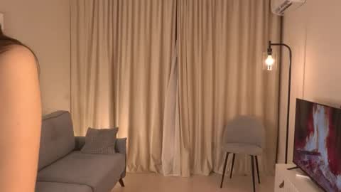 kiri_pvt online show from 10/25/25, 06:57