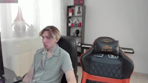 Kirill and Andrey online show from 02/05/25, 12:38