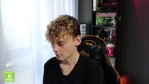 Kirill and Andrey online show from 10/12/25, 07:51