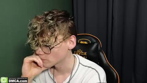 Kirill and Andrey online show from 02/20/26, 01:35