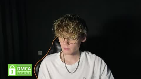 Snapshot of kirill_20_cm chatting on 04/27/26, 11:58 Kirill and Andrey online show from 04/27/26, 11:58