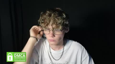 Snapshot of kirill_20_cm chatting on 04/30/26, 08:42 Kirill and Andrey online show from 04/30/26, 08:42