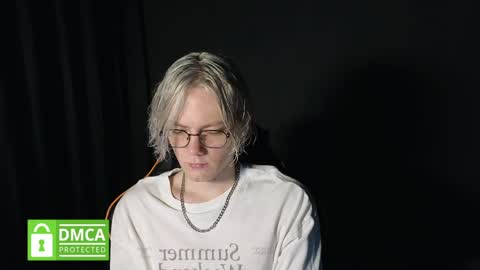 Snapshot of kirill_20_cm chatting on 05/13/26, 09:11 Kirill and Andrey online show from 05/13/26, 09:11