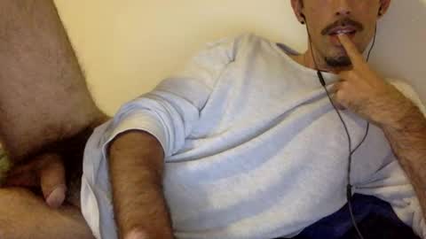 Snapshot of kirliannn chatting on 04/25/26, 04:15 kirlian online show from 04/25/26, 04:15