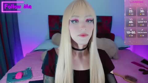 Snapshot of kirmyy_ chatting on 01/06/25, 12:27 Kirmyy online show from 01/06/25, 12:27