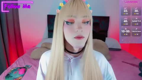 Snapshot of kirmyy_ chatting on 01/09/25, 04:19 Kirmyy online show from 01/09/25, 04:19