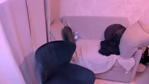 Kira online show from 01/24/25, 09:15