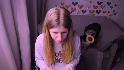 Kira online show from 02/15/25, 08:11