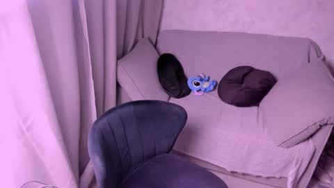 Kira online show from 02/23/25, 07:49