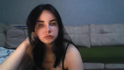 Snapshot of kirunya chatting on 11/02/25, 06:43 Kira online show from 11/02/25, 06:43