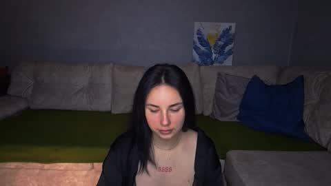 Snapshot of kirunya chatting on 11/30/25, 08:24 Kira online show from 11/30/25, 08:24