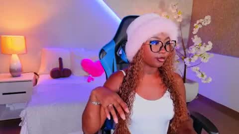 kishalove_ online show from 06/26/26, 10:19