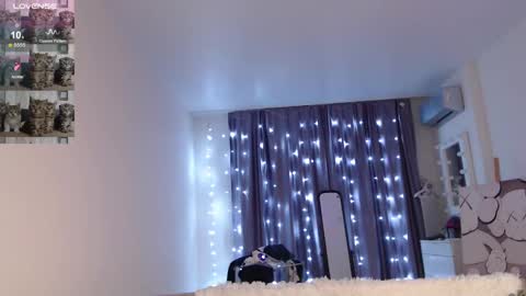 Snapshot of kisi_missi chatting on 12/06/24, 02:35 Kisi online show from 12/06/24, 02:35