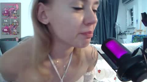 Snapshot of kisi_missi chatting on 01/21/25, 11:45 Kisi online show from 01/21/25, 11:45