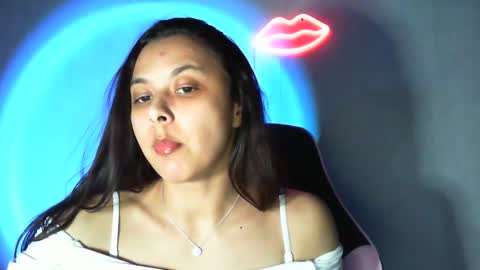 Snapshot of kiss_ameliaa chatting on 02/19/25, 06:43 kiss_ameliaa online show from 02/19/25, 06:43