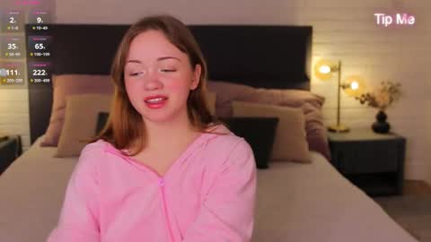 Kiss Moon online show from 02/05/26, 07:18