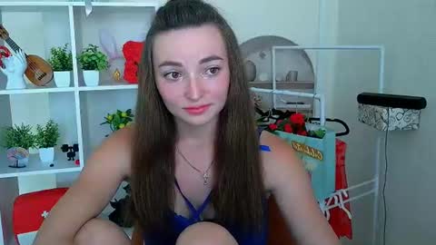 Snapshot of kiss_shy chatting on 06/30/26, 03:35 Valeria online show from 06/30/26, 03:35