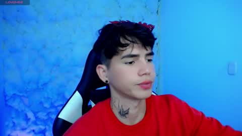 Snapshot of kiss_whitee chatting on 11/05/25, 06:41 kiss_whitee online show from 11/05/25, 06:41