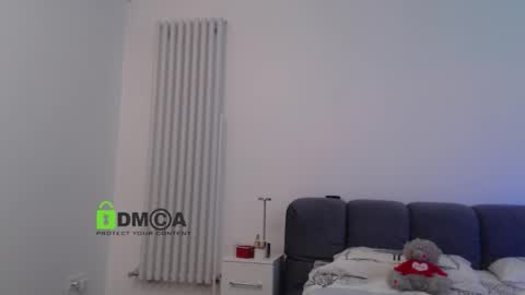 Snapshot of kissabella chatting on 11/21/25, 05:22 Alexandra online show from 11/21/25, 05:22