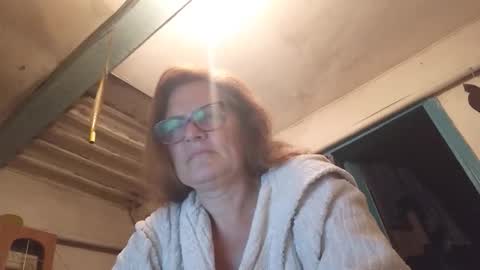 Snapshot of kissandvibe chatting on 09/21/25, 06:42 kissandvibe online show from 09/21/25, 06:42