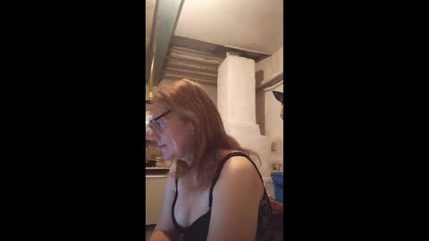 Snapshot of kissandvibe chatting on 09/23/25, 07:06 kissandvibe online show from 09/23/25, 07:06