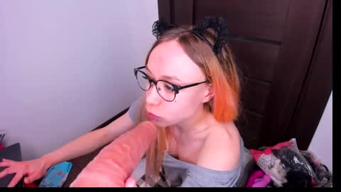 Secret 3 online show from 02/12/26, 04:24