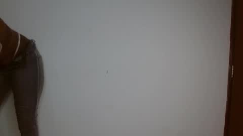 Snapshot of kisses_galore chatting on 04/29/26, 06:06 kisses_galore online show from 04/29/26, 06:06