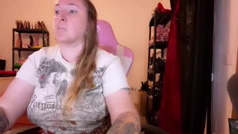 kissica online show from 10/29/25, 06:53