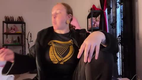 kissica online show from 11/26/25, 03:35