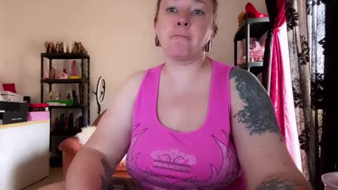 Snapshot of kissica chatting on 05/17/26, 10:00 kissica online show from 05/17/26, 10:00